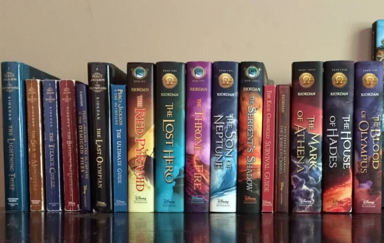 buku fiksi terbaik